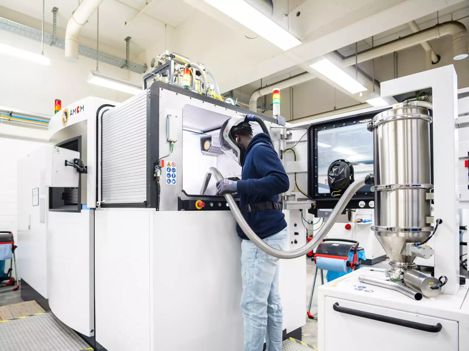 Copyright Isar Aerospace Employees working in Production 3